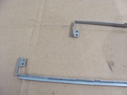 681-24 кріплення з петлями 434.00M0E.1001 для DELL Inspiron 17 5748 оригінал З аукціону