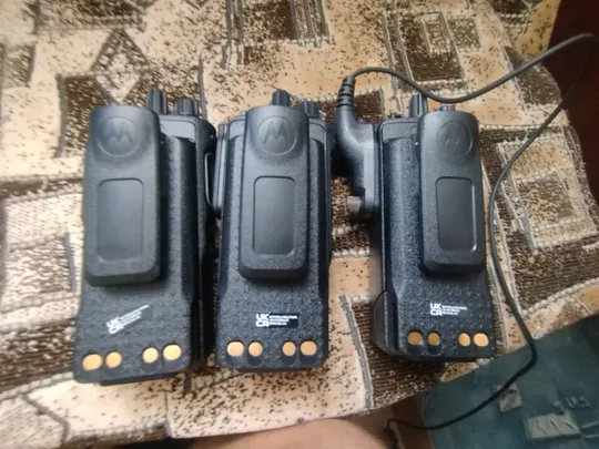 Продам радіостанції 3шт в ідеальному стані більше інформації у вайбер,або любий месенджер Ціна