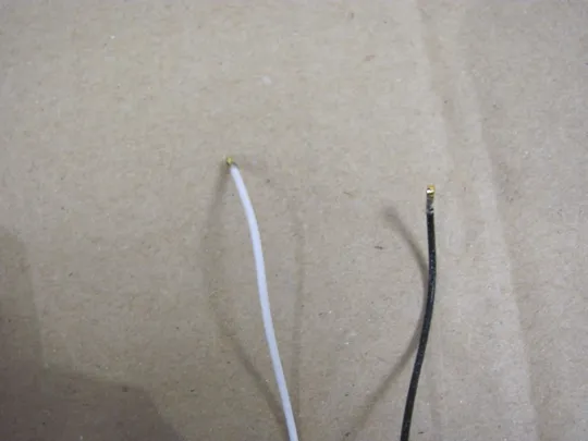 591-29 WI-FI антени DC33002BR10  для Acer Aspire 3 A315 A315-42 A315-54 A315-56 EX215-52 N19C1 оригінал З аукціону