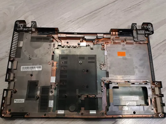 Нижня частина (піддон) для ноутбука Acer Aspire 5625G 5625 з сервісною кришкою Ціна
