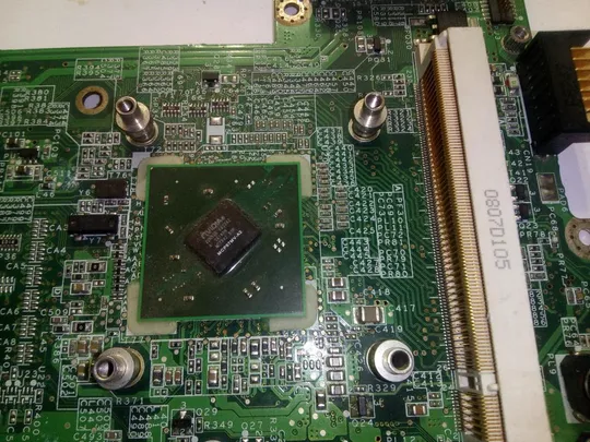 МАТЕРИНСЬКА ПЛАТА ВІД НОУТБУКА ACER 4520 З ПРОЦЕСОРОМ Характеристики