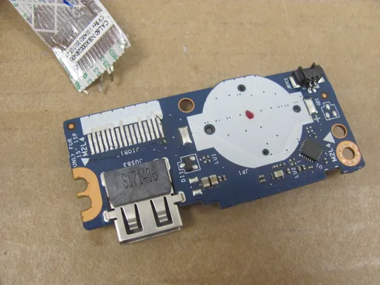 875-19 плата CAL50 LS-F111P  для  DELL Inspiron 15 5570 5575 Оригінал Продаж