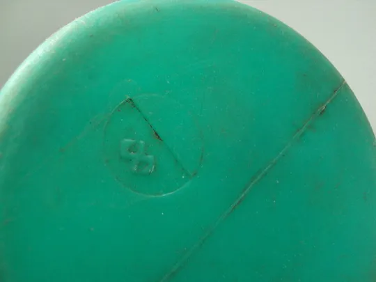 Лейка поливалка детская поливальник верблюд пластик ссср высота 16 см, диаметр 13,2 см №15632 На торгах