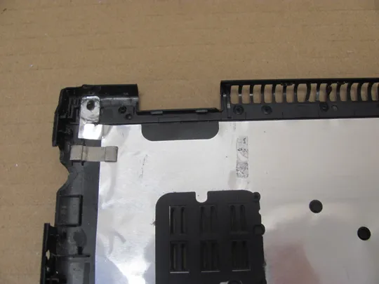 номер0939-4 Кришка дно піддон корпуса Нижний корпус(дно)для ноутбука низ дно поддон 13N0-DRA0501 H000089560 для Toshiba Satellite 14 L40DW E45W L40W-C E45W-C E45DW  оригінал Недорого