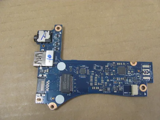 номер0777-45 плата USB LAN AUDIO EDQ51 LS-H354P для Dell Alienware M15 R2  оригінал Ціна