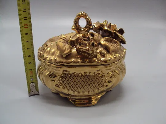 Шкатулка фарфор позолота цветы розы и листья большая размер 11,5 х 12 см №18390МЯ Ціна