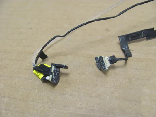 Купити номер0943-18 шлейф кабель для підсвічування частини корпусу 04H4M8  для  Dell Alienware 17 R4 R5 оригінал