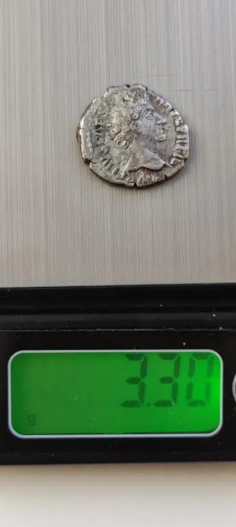 Денарий древнего Рима-жертвоприношение у алтаря, император Марк Аврелий, монета серебро fn825 З аукціону