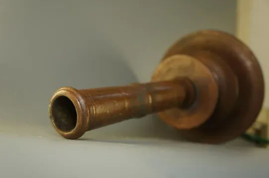 Подсвечник колонна бронза высота 26 см (№ 1245) Де купити