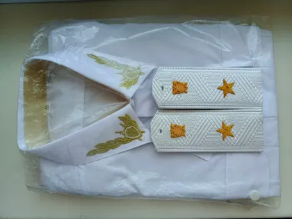 фото, Рубашка , білого кольору,генеральська з вишивкою емблема прокуратури + погони генерал майор прокуратури України