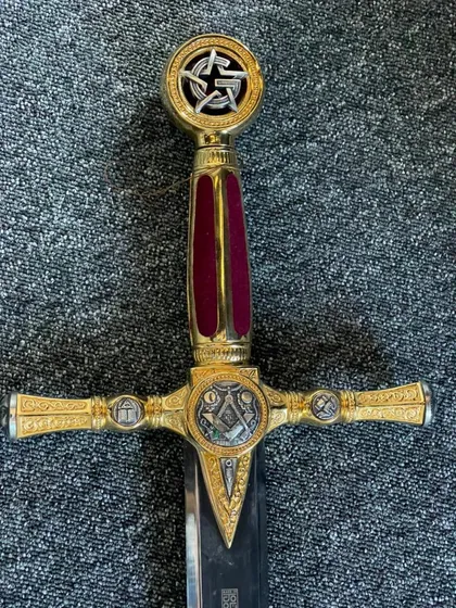 фото, Масонський меч