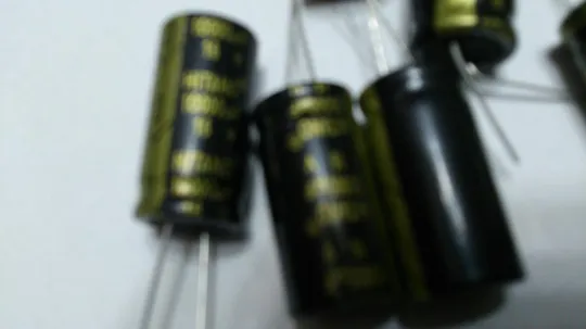 Купити Конденсатори HITANO 10000uF 16V ПАРА