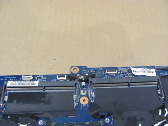 736-8 материнська плата SR3L9 i5-8350U 448.0CW18.0011  для Lenovo Thinkpad T580 P52S  оригінал Де купити