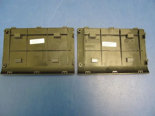 75-42 Сервісна кришка BA75-02172A для Samsung R519 R522 R503 R505 оригінал З аукціону