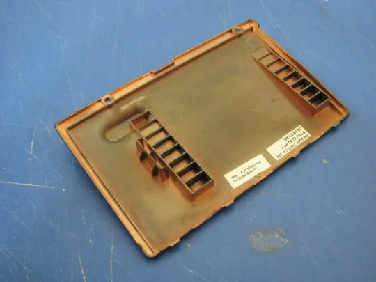 №64-4 сервісна кришка 6-42-M76SJ.102 для Clevo M760S оригінал Де купити