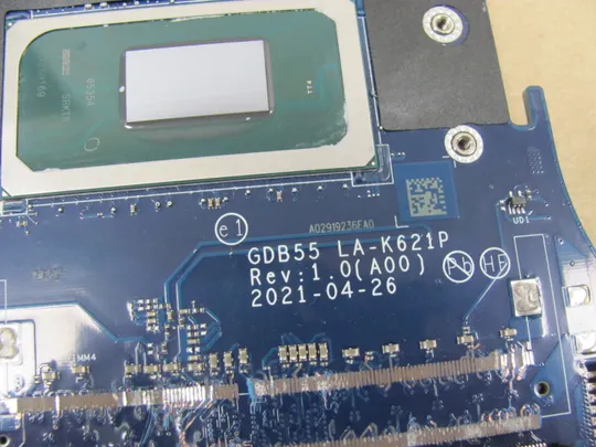 718-7 материнська плата GDB55 LA-K621P  SRKT8 Intel Xeon W-11855M для Dell Precision  7560  оригінал Де купити