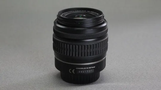 SMC Pentax-DAL AF 18-55mm/3.5-5.6 AL ф52мм штатный зум для цифровыx камер Pentax Де купити