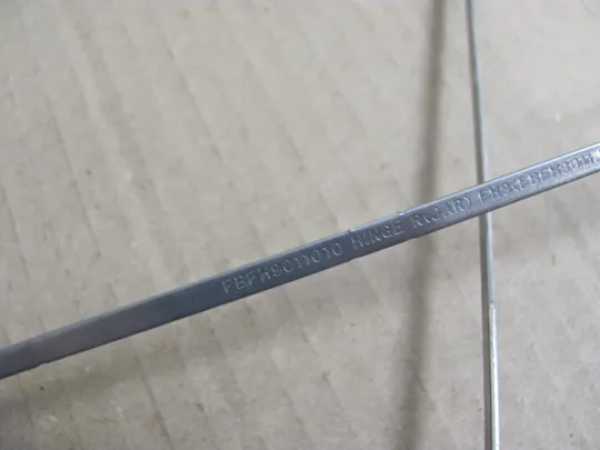 номер0418-8 кріплення з петлями  FBFH9011010 для  FUJITSU A555 A557  оригінал Де купити