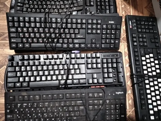 Купити МЕГА ЛОТ клавіатур