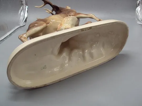 Фигура фарфор статуэтка Германия Hertwig with co олень высота 43 см под реставрацию №63 З аукціону