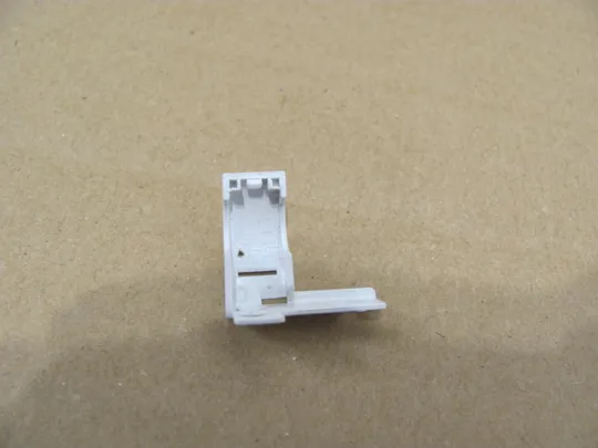 422-21 заглушка петлі  для  Lenovo  G50-30 G50-45 Z50 G50-70 Z50-30 Z50-70 G50-80  оригінал З аукціону