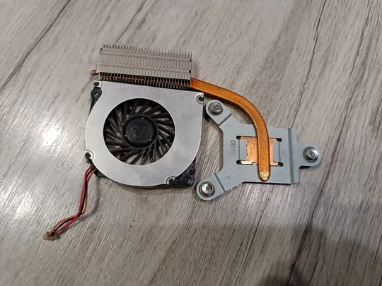 Система охолодження (кулер) для FUJITSU LIFEBOOK E736 E756 E746 E576 (mcf-s6055am05) Ціна