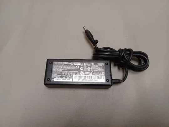 0637 адаптер живлення  COMPAQ PPP009H 18.5V 3.5A 65W НІМЕЧЧИНА Ціна