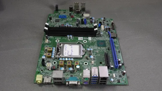Купити материнская плата DELL Optiplex 7040 SFF  (s1151, Intel 100 series, Q170, 4xDDR4, Desktop/Slim)