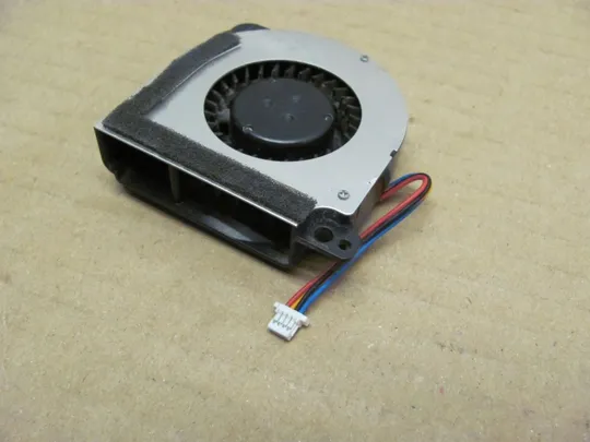 номер0006-8 Вентилятор (кулер, FAN) для TOSHIBA Portege R700 R705 R830 оригінал Де купити