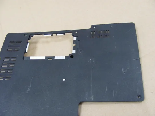 588-11   сервісна кришка 13N0-ZYA0711 для Fujitsu Lifebook N532  оригінал Продаж