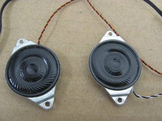522-17 динаміки 28N04E2 для Fujitsu Siemens Amilo Pi 1536 pi1536 bs019 оригінал Продаж
