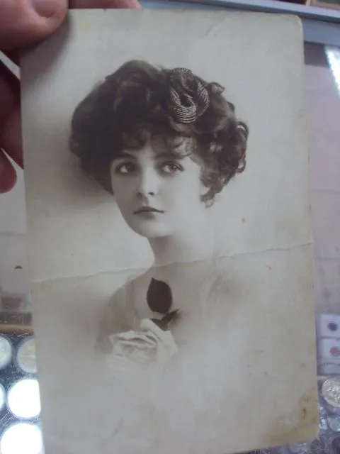 открытка германия портрет девушки №1019 Де купити