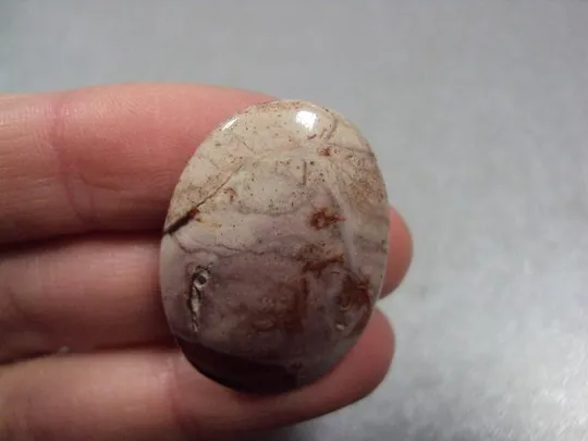 Камень яшма овальная для ювелирных изделий вес 3,93 г размер 5 х 29 х 21 мм №13299 Характеристики