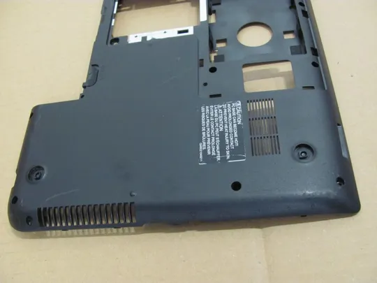 500-3 Кришка дно піддон корпуса H000047040 13N0-CKA0111 для Toshiba Satellite C50 C50D C50-D оригінал З аукціону
