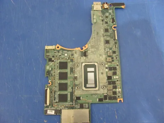 №247-10 материнська плата DA0Y0MMBAG0 РОБОЧА для HP SPECTRE X360 15-AP003NG оригінал Недорого