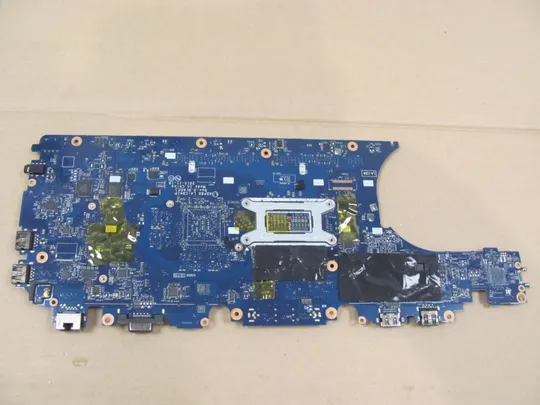 Купити 645-15 материнська плата  ADP80 LA-C841P 0N98Y6 SR2FU  I7-6820HQ для DELL  LATITUDE E5570  оригінал