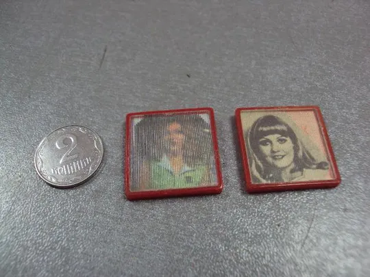 знак личность девушка переливашка лот 2 шт №4327 Ціна