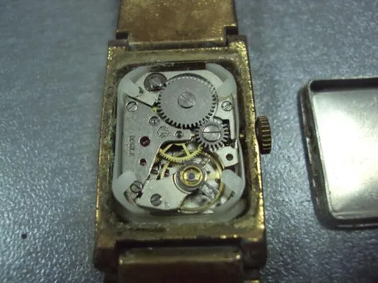 Женские наручные часы Луч 15 камней беларусь с браслетом №с9560 Недорого