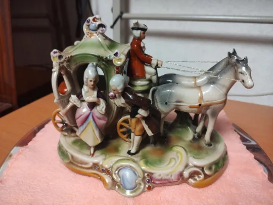 Екіпаж - статуетка VEB Porzellanfiguren Lippelsdorf, 1967 рік Ціна