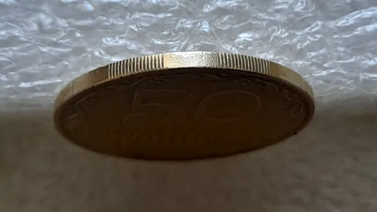 (6358) 50 копійок 2006 розкол та викрошка на реверсі (50 копеек 2006 брак) Недорого