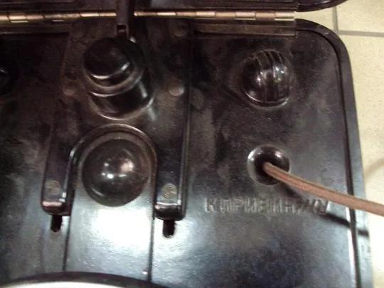 Электрический патефон электропатефон проигрыватель Завод №615 ссср №11498 Інтернет-аукціон