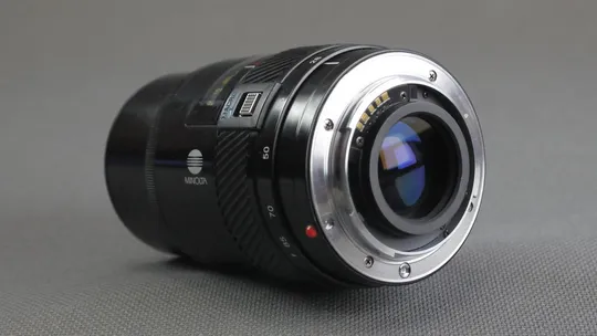 Об'єктив Minolta Maxxum AF Zoom 28-85mm 1:3.5(22)-4.5 Sony/Minolta Macro ф55мм Вживане Де купити