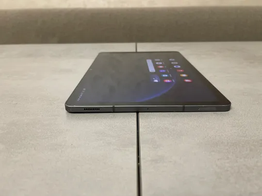 Планшет Samsung Galaxy Tab S9 FE (SM-X518U), 6GB, 128GB, 4G LTE / 5G З аукціону