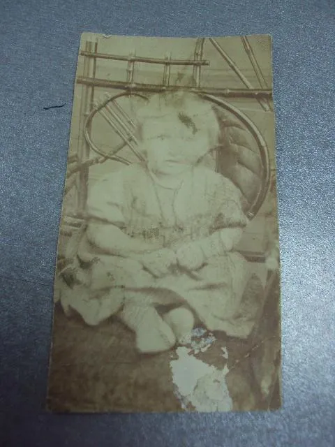 фотография девочка на кресле №1345 Ціна