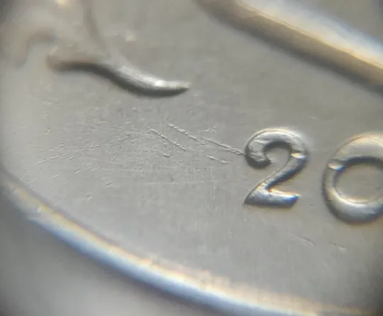 (7074) 10 копійок 2013 багаточисельні царапини штемпеля на аверсі (10 копеек 2013 брак) Продаж