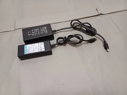 фото, 0630 адаптер живлення різні 12v 2шт НІМЕЧЧИНА