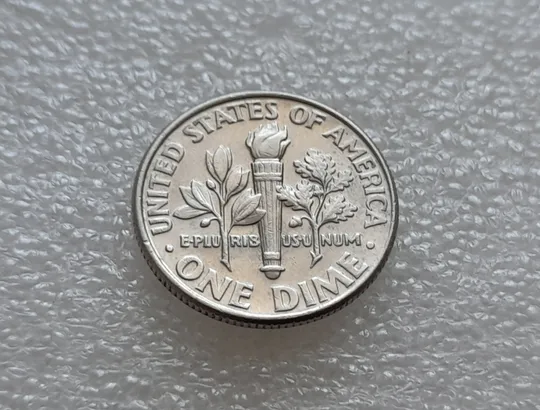 (8097 ря) 1 дайм 2001 D США (10 центів 2001) Інтернет-аукціон