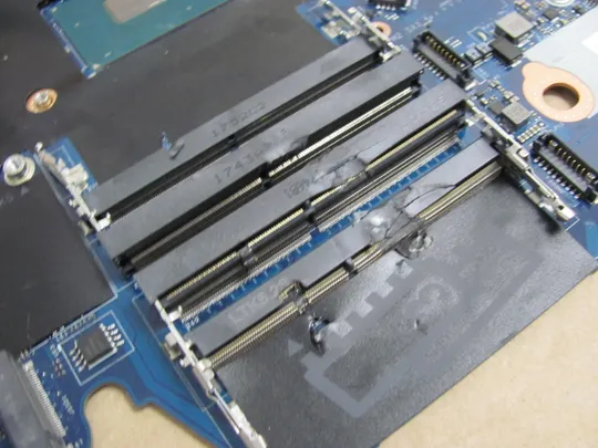 610-23 материнська плата APW70 LA-C391P 848306-001 SR2FM E3-1535M  для HP EliteBook ZBOOK 17 G3  оригінал Де купити