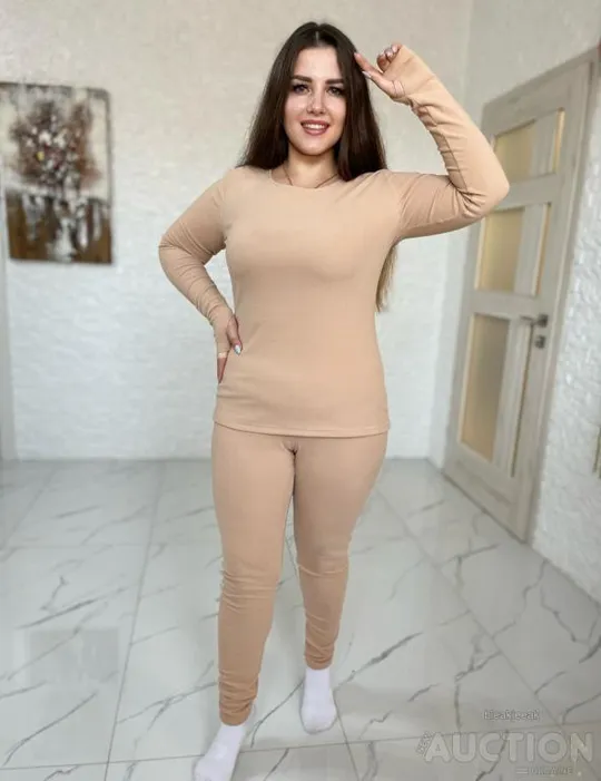 Купити Жіноча термобілизна світло-бежевого кольору