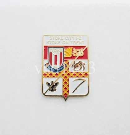 фото, значок футбол  ФК Сток Сити,  Сток-он-Трент Англия  (серия герб города и эмблема клуба)